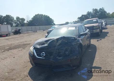 2017 Nissan Altima 2.5 Sv z USA, uszkodzony, nr VIN 1N4AL3AP1HC220448